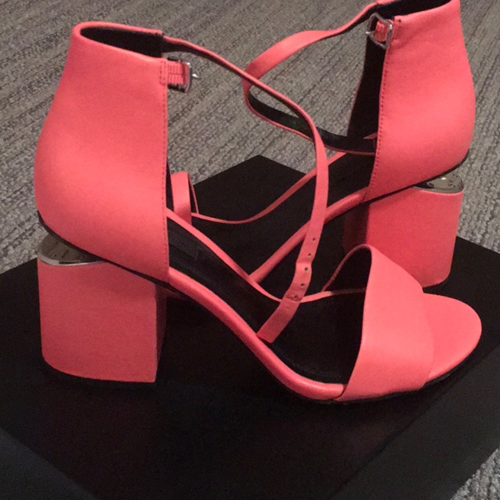 BNWT Alexander Wang Abby sandal
